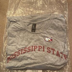Mississippi State size 2XL T-shirt. District brand, so very soft.
